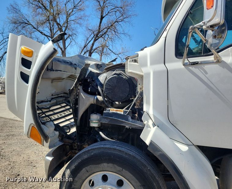image for item LC9957 2007 Sterling LT7500 dump truck