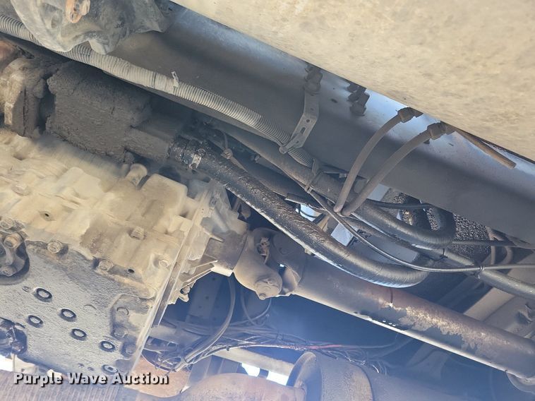 image for item LC9957 2007 Sterling LT7500 dump truck