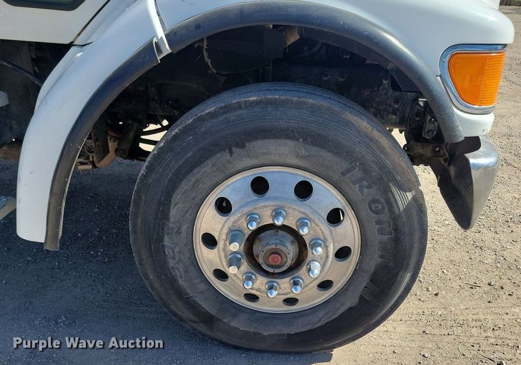 image for item LC9957 2007 Sterling LT7500 dump truck