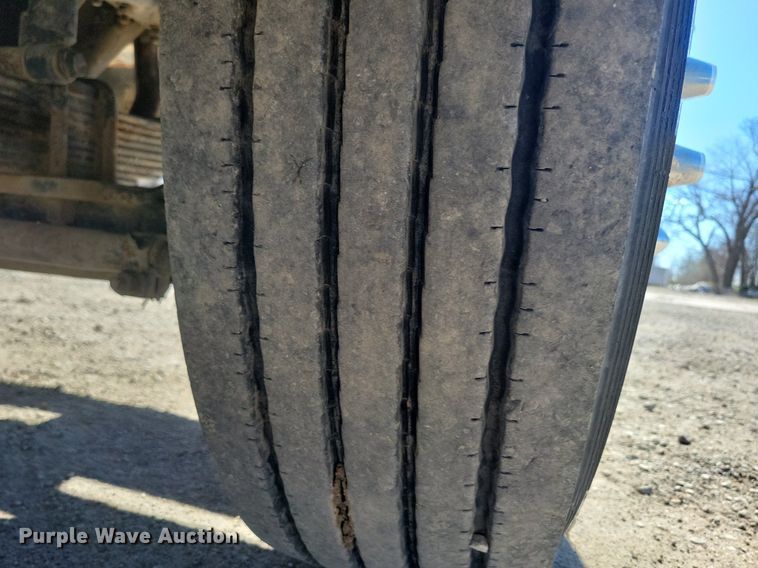 image for item LC9957 2007 Sterling LT7500 dump truck