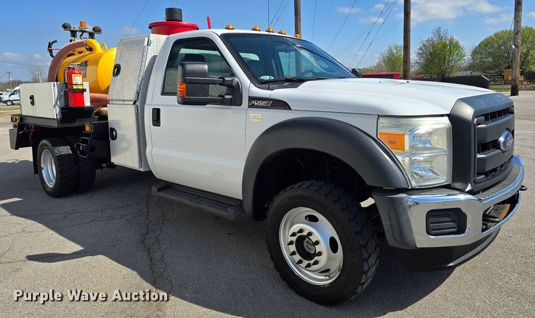 image for item LD9128 2016 Ford F550 Super Duty hydrovac truck