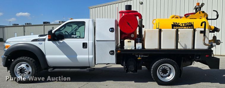 image for item LD9128 2016 Ford F550 Super Duty hydrovac truck