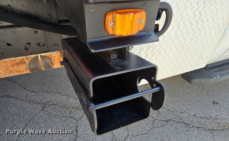 image for item LD9128 2016 Ford F550 Super Duty hydrovac truck