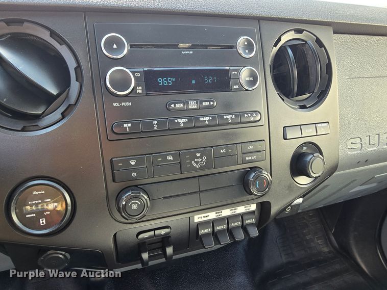 image for item LD9128 2016 Ford F550 Super Duty hydrovac truck