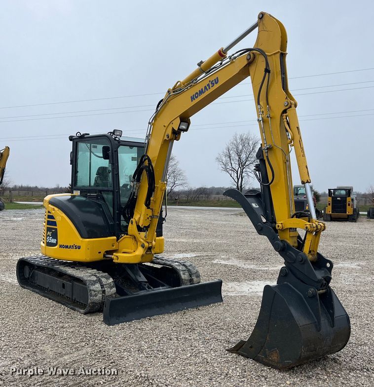 image for item LD9383 2019 Komatsu PC55MR-5MO mini excavator