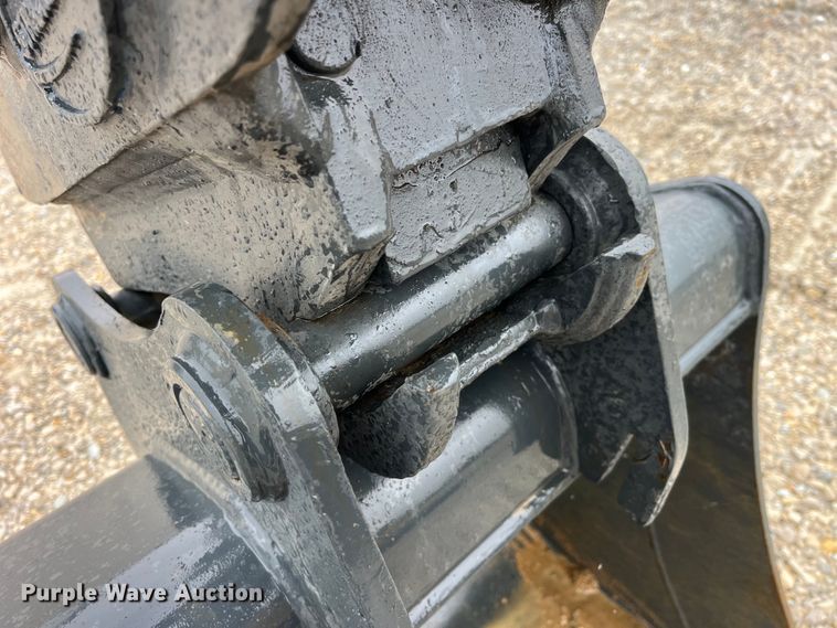 image for item LD9383 2019 Komatsu PC55MR-5MO mini excavator