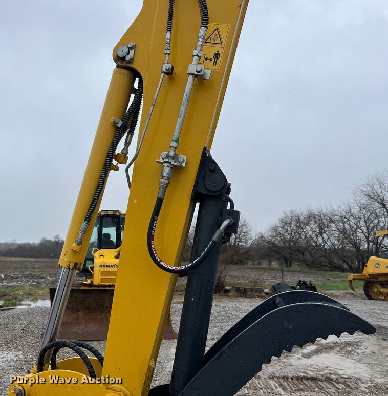 image for item LD9383 2019 Komatsu PC55MR-5MO mini excavator