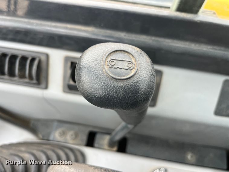 image for item LD9383 2019 Komatsu PC55MR-5MO mini excavator