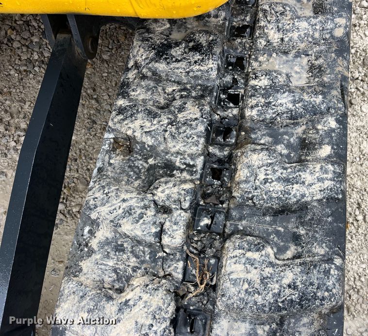 image for item LD9383 2019 Komatsu PC55MR-5MO mini excavator