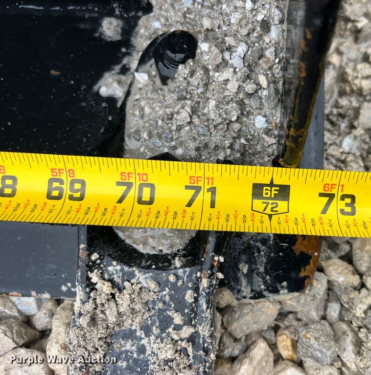 image for item LD9384 2022 Caterpillar  906M wheel loader