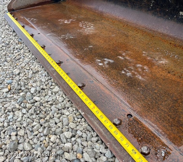 image for item LD9385 2019 Caterpillar 272D3XE skid steer loader