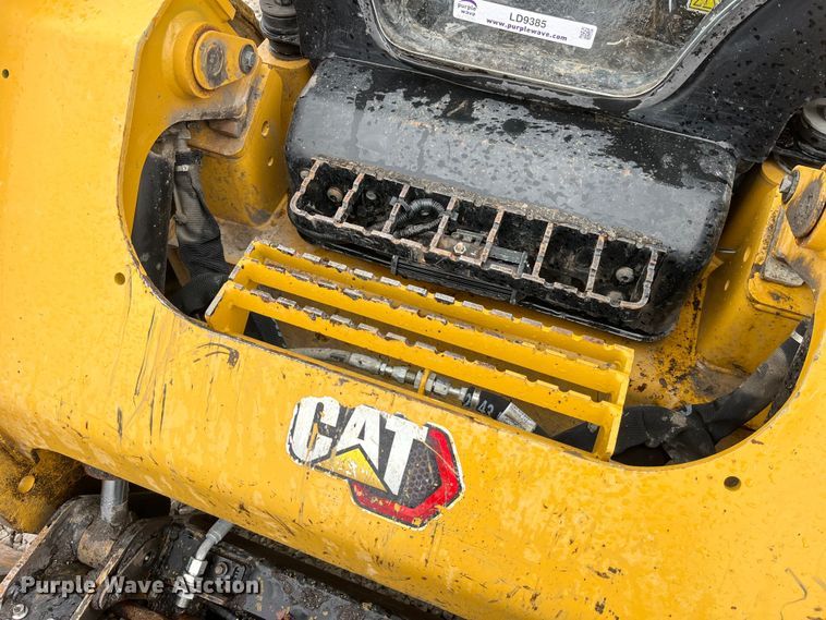 image for item LD9385 2019 Caterpillar 272D3XE skid steer loader