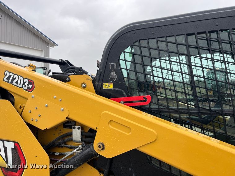 image for item LD9385 2019 Caterpillar 272D3XE skid steer loader