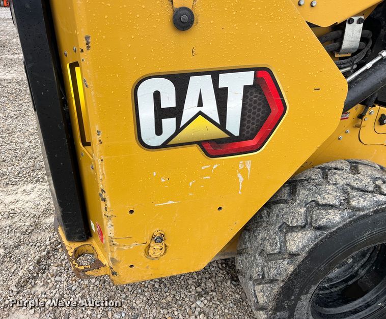 image for item LD9385 2019 Caterpillar 272D3XE skid steer loader