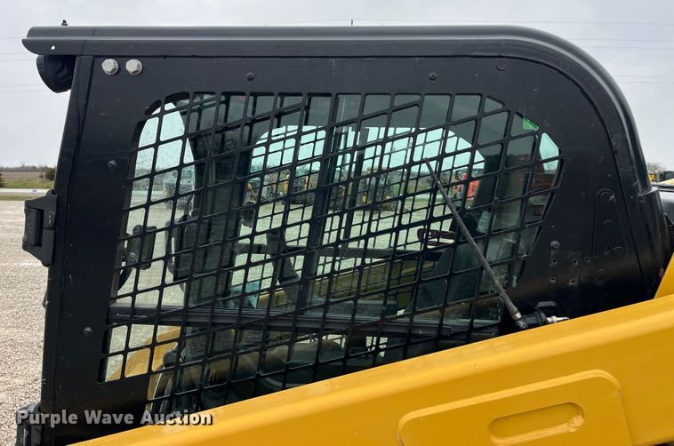 image for item LD9385 2019 Caterpillar 272D3XE skid steer loader