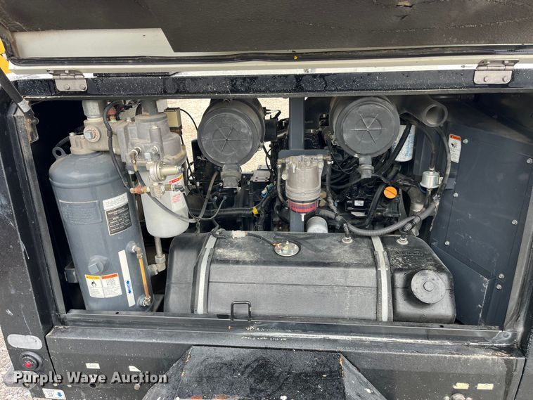 image for item LD9386 2019 Allmand Maxi-Air 185 air compressor