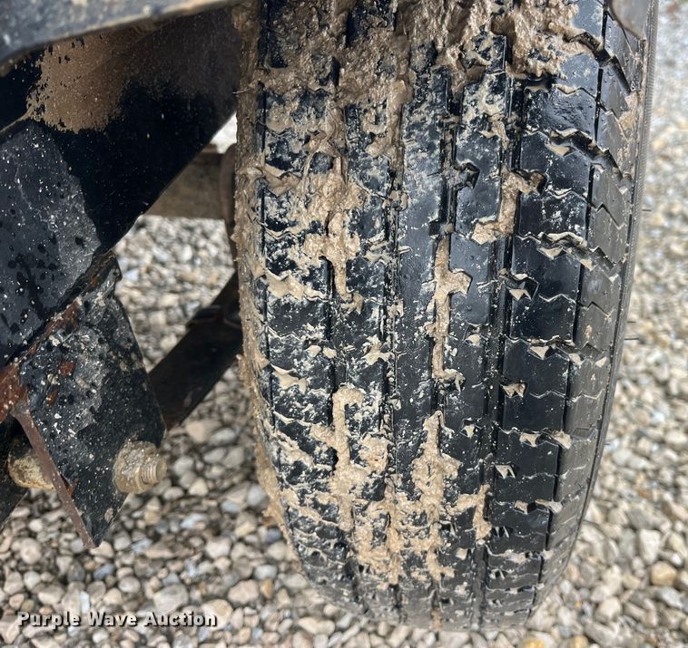 image for item LD9386 2019 Allmand Maxi-Air 185 air compressor