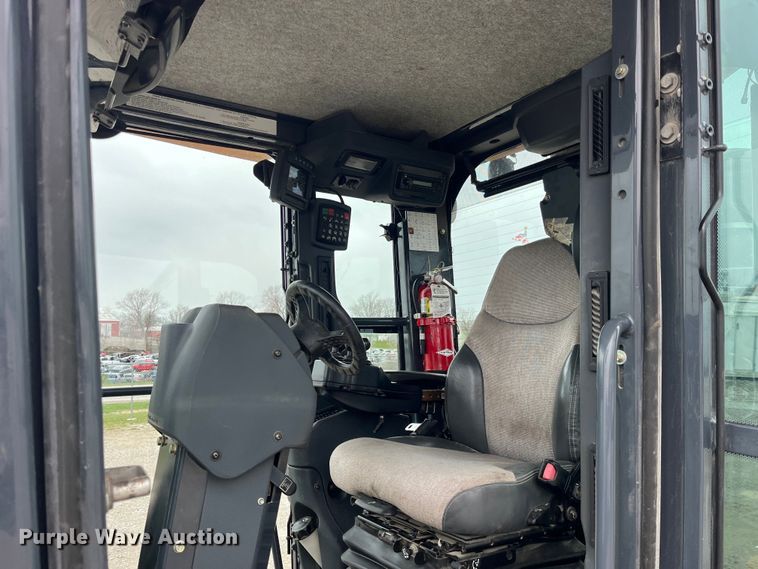 image for item LD9388 2014 John Deere 770G motor grader