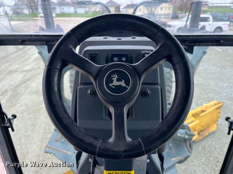 image for item LD9388 2014 John Deere 770G motor grader