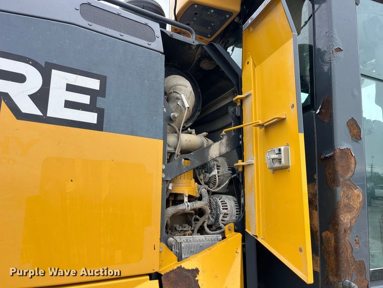 image for item LD9388 2014 John Deere 770G motor grader