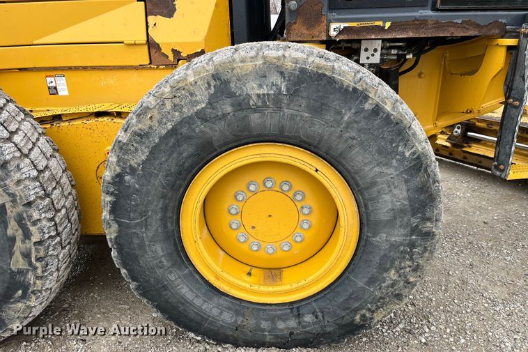 image for item LD9388 2014 John Deere 770G motor grader