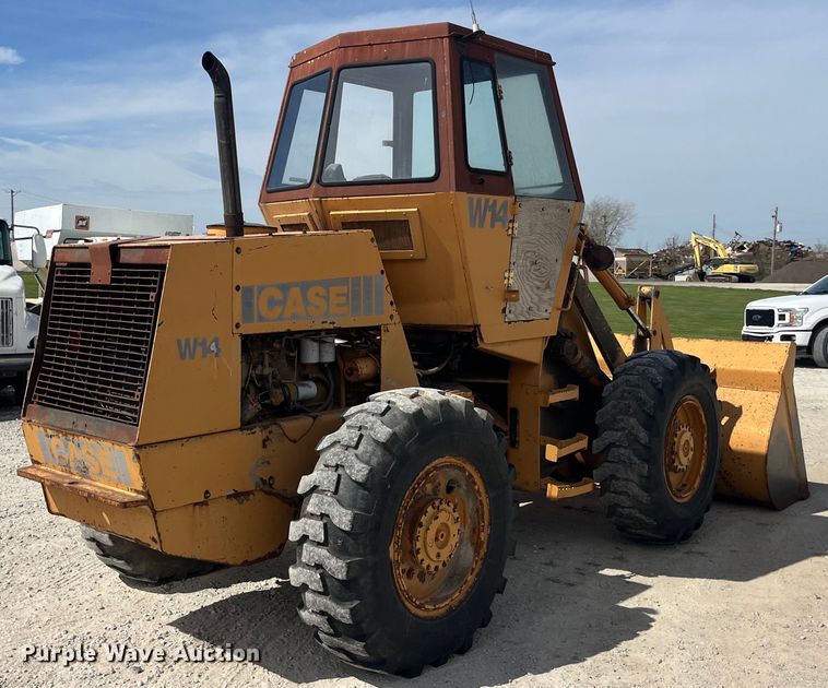 image for item LD9411 1975 Case W14 wheel loader