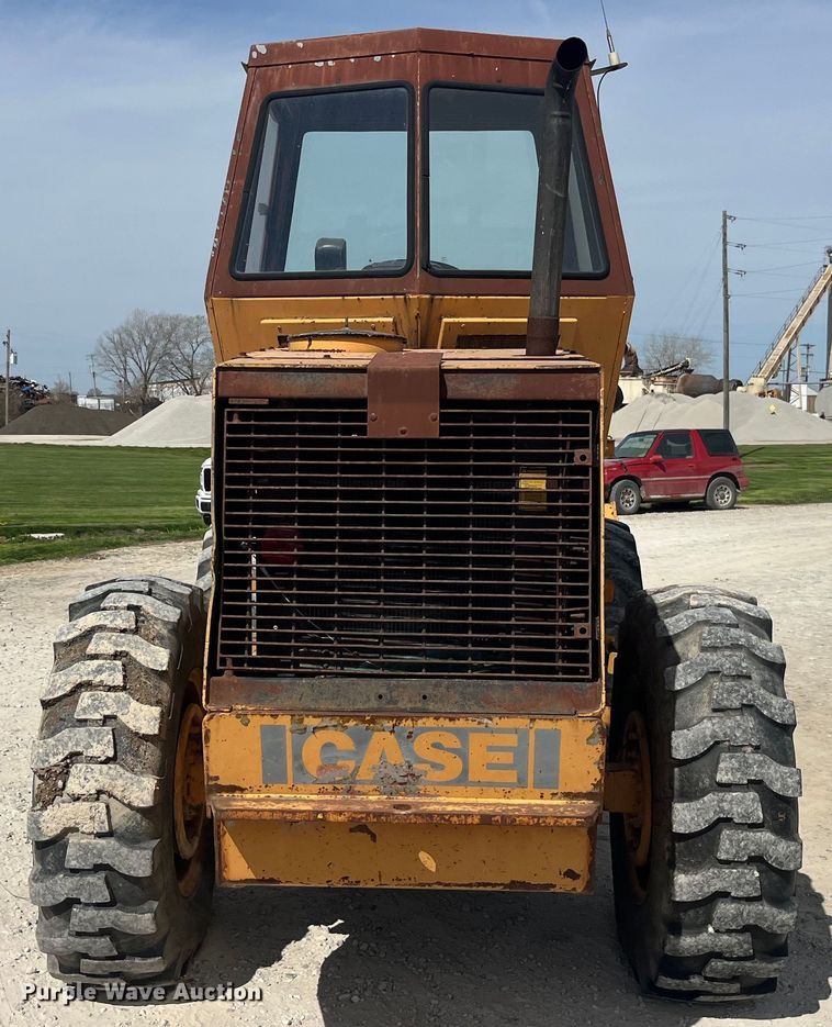 image for item LD9411 1975 Case W14 wheel loader