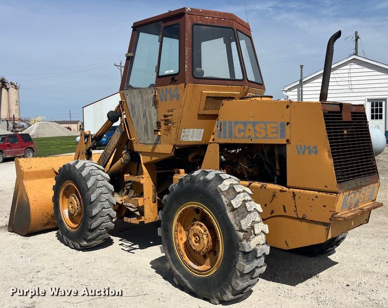 image for item LD9411 1975 Case W14 wheel loader