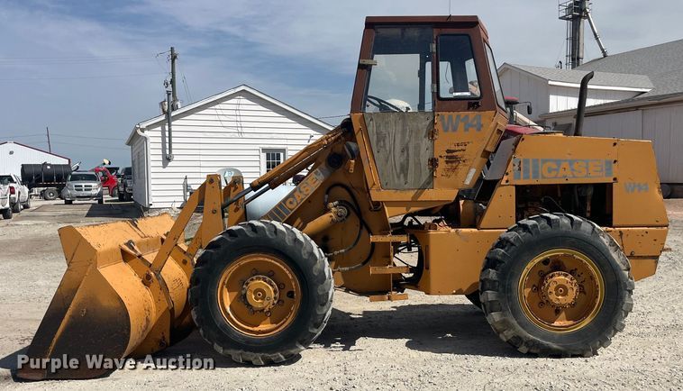 image for item LD9411 1975 Case W14 wheel loader