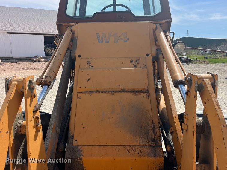 image for item LD9411 1975 Case W14 wheel loader
