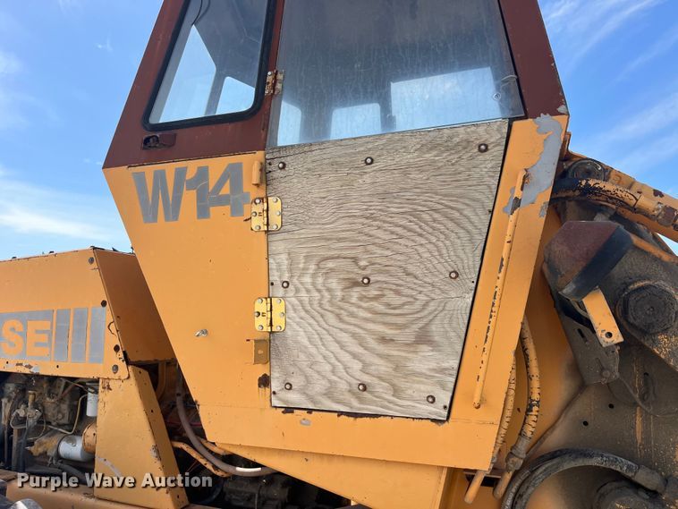 image for item LD9411 1975 Case W14 wheel loader