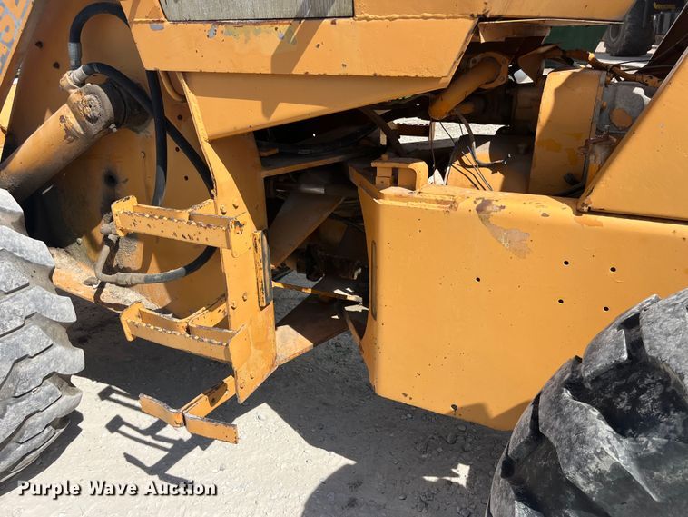 image for item LD9411 1975 Case W14 wheel loader