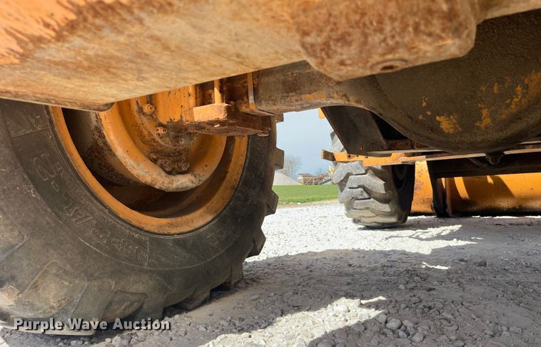 image for item LD9411 1975 Case W14 wheel loader