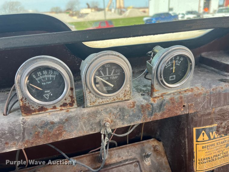 image for item LD9411 1975 Case W14 wheel loader