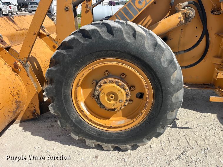 image for item LD9411 1975 Case W14 wheel loader