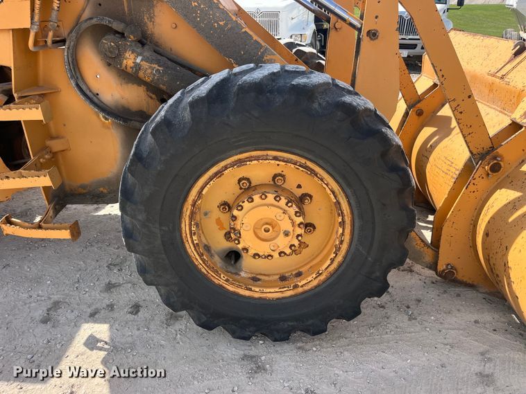image for item LD9411 1975 Case W14 wheel loader