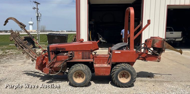 image for item LD9414 Ditch Witch 350SX W cable plow