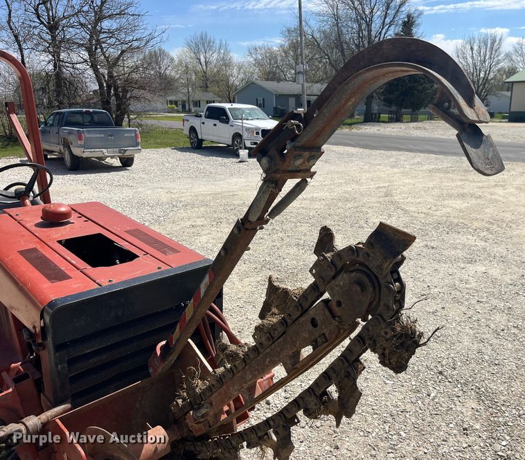 image for item LD9414 Ditch Witch 350SX W cable plow