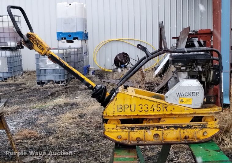 image for item LN9958 1989 Wacker plate compactor