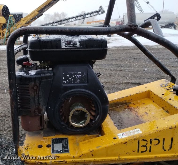 image for item LN9958 1989 Wacker plate compactor