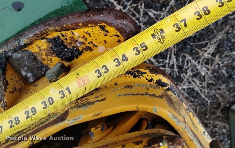 image for item LN9958 1989 Wacker plate compactor