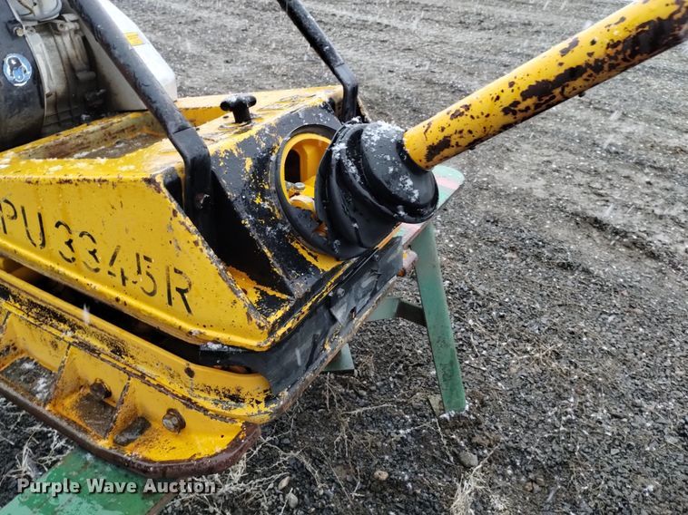 image for item LN9958 1989 Wacker plate compactor