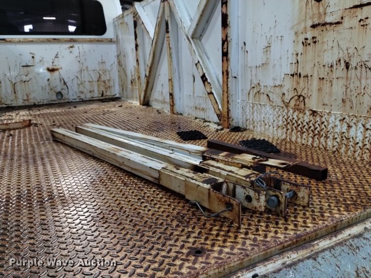 image for item LN9965 2008 International 4200 utility / service truck