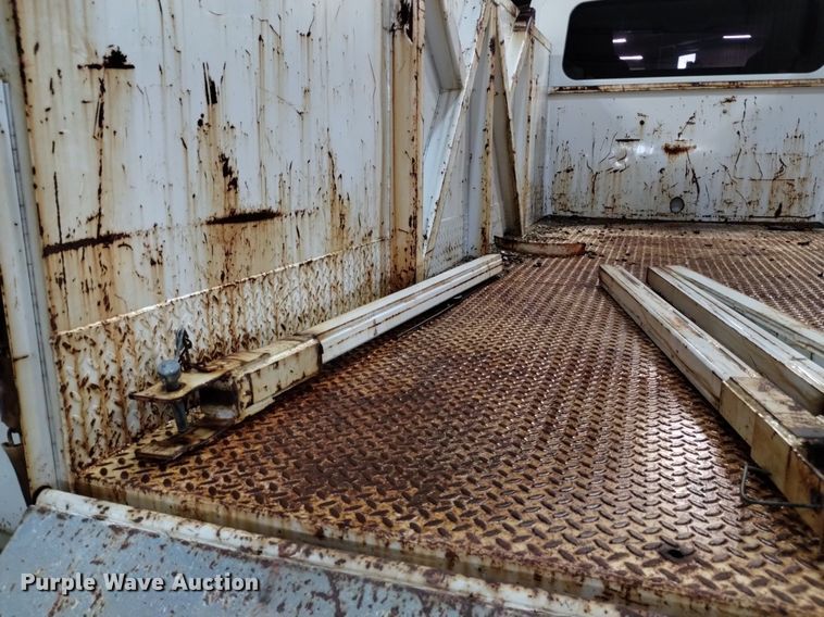 image for item LN9965 2008 International 4200 utility / service truck