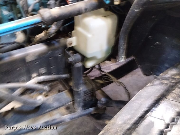 image for item LN9965 2008 International 4200 utility / service truck