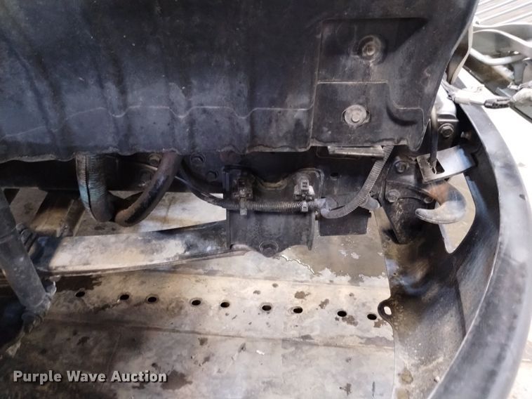 image for item LN9965 2008 International 4200 utility / service truck