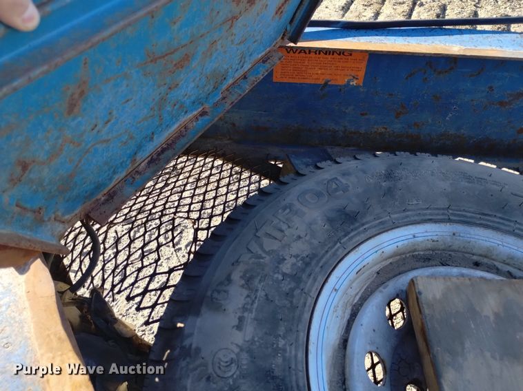 image for item LN9979 2001 Dressen equipment trailer