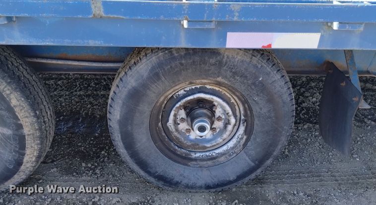 image for item LN9979 2001 Dressen equipment trailer