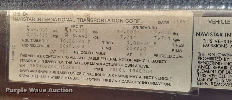 image for item ME9298 1990 International   8300 crane truck