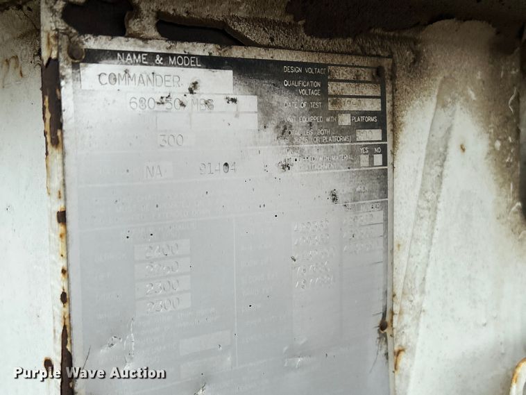 image for item MO9215 1995 International 4800  digger derrick truck